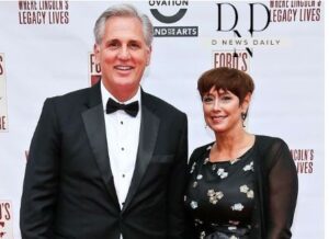 kevin mccarthy wife age