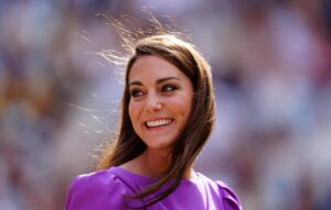 kate middleton purple dress